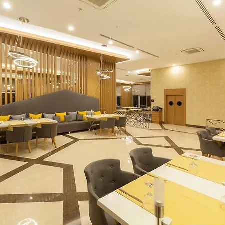 Отель Western Vib Antalya 4*