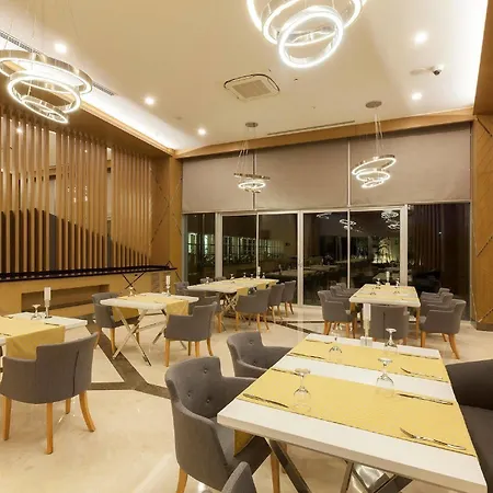 Western Vib Antalya Отель 4*