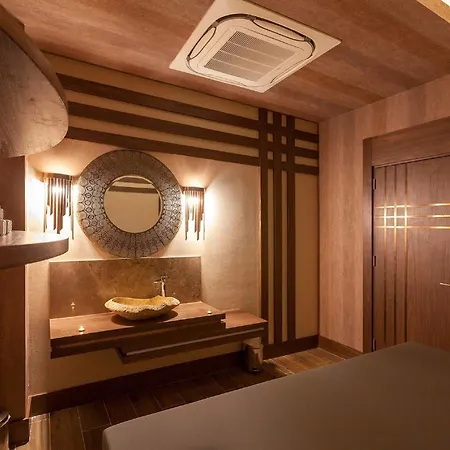 Western Vib Antalya Отель Дешемеалты